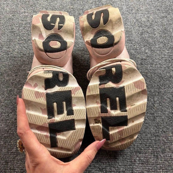 SOREL Women’s Kinetic Impact Lace Sneaker White/Eraser Pink size: 8.5 - Picture 9 of 11